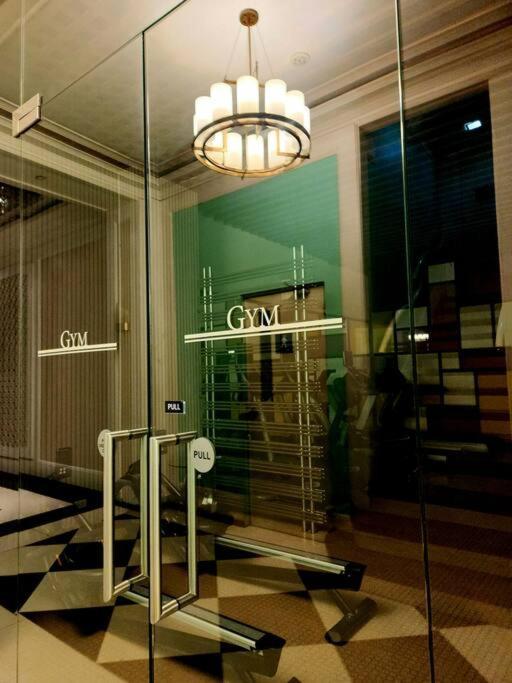 Apartment Casa Antonio At Stamford Mckinley Hill Unli Wi-fi Near Piazza *