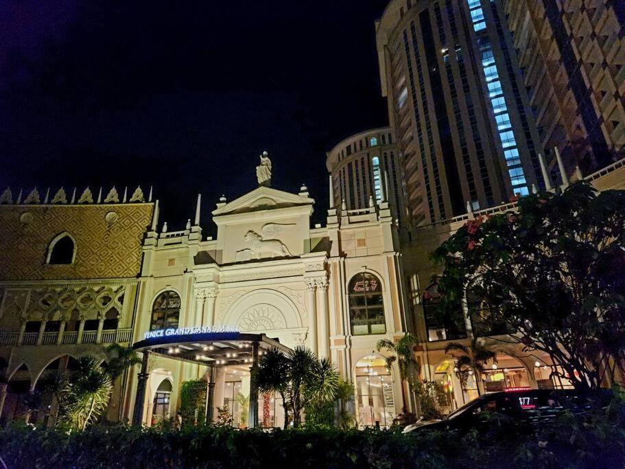 Casa Antonio At Stamford Mckinley Hill Unli Wi-fi Near Piazza